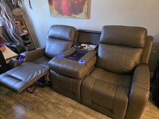 b*l様 OUR LEGACY 似　Adorable ジオメトリックフレーム サ Matrix Sofa Power Zero-G Recliner Immersive Audio | Living Spaces
