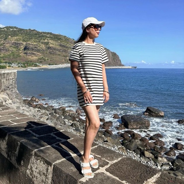 Arizona/アリゾナ」（EVA、ホワイト）| BIRKENSTOCK（日本）