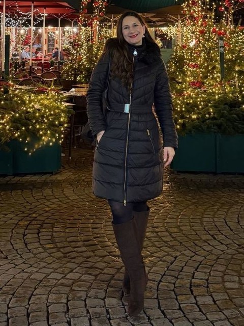 ASOS DESIGN Curve Carmel pull-on kitten heel knee boots in chocolate suedette