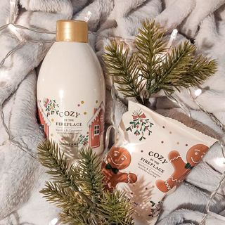 Pena do kúpeľa s vôňou vanilky a škorice Cozy by the Fireplace (39469) dalsie-produkty-na-kupanie – Kúpeľ a telo | Oriflame cosmetics
