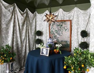 Moravian Medium Star Lantern - CHC5211 | Visual Comfort