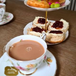 AD

To celebrate National Afternoon Tea Week (16th Aug –22nd Aug), let hollandandbarrett be yiu choice for the best of afternoon tea, that can be enjoyed by all the family 😍 

Whether you’re vegan, veggie or gluten-free, having a specific dietary requirement shouldn’t mean missing out🍉🍓🥖🥨

What's your favourite part of an afternoon tea?

#myHB #gifted #afternoontea
#afternoonteaweek
#veganproducts #glutenfree #organic #hollandandbarrett #pukkatea #teaenthusiast