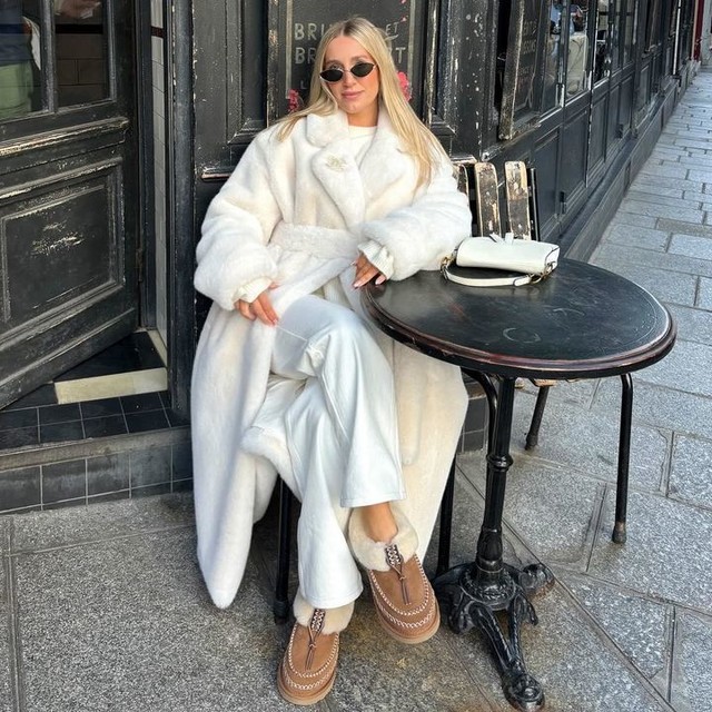 ASOS DESIGN high waisted barrel jean in white