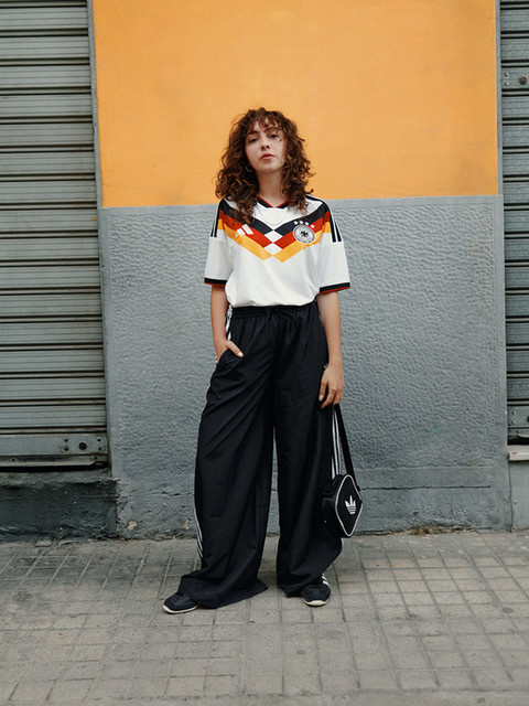  Originals ワイドパンツ ブラック XS adidas adicolor Firebird Oversized Track Pants - Black | Free