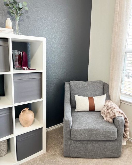 Stark Swivel Chair | Living Spaces