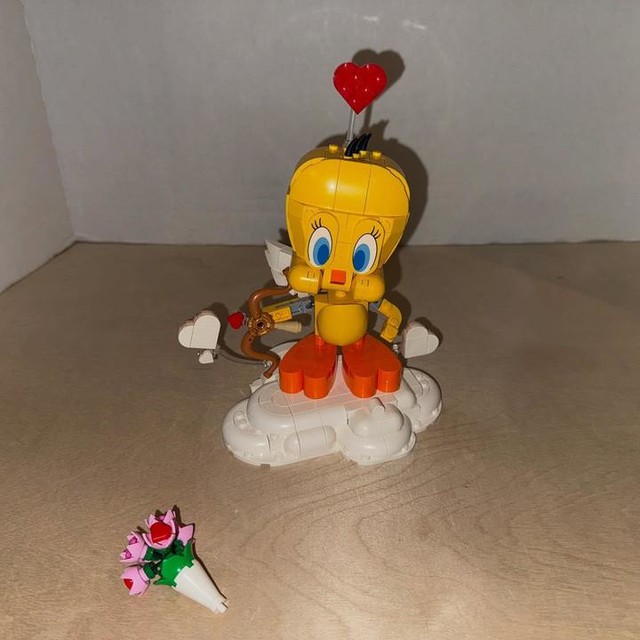 Sweetheart Tweety Bird 40824 | Looney Tunes | Buy online at the