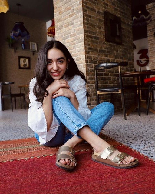 Arizona / アリゾナ」（ビルコフロー、ゴールド）| BIRKENSTOCK（日本）