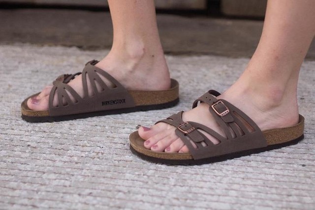【NIKKO GRANADA ニッコー グラナダ】2人用 バラ売り不可 Granada/グラナダ」（ビルコフロー ヌバック、モカ）| BIRKENSTOCK（日本）
