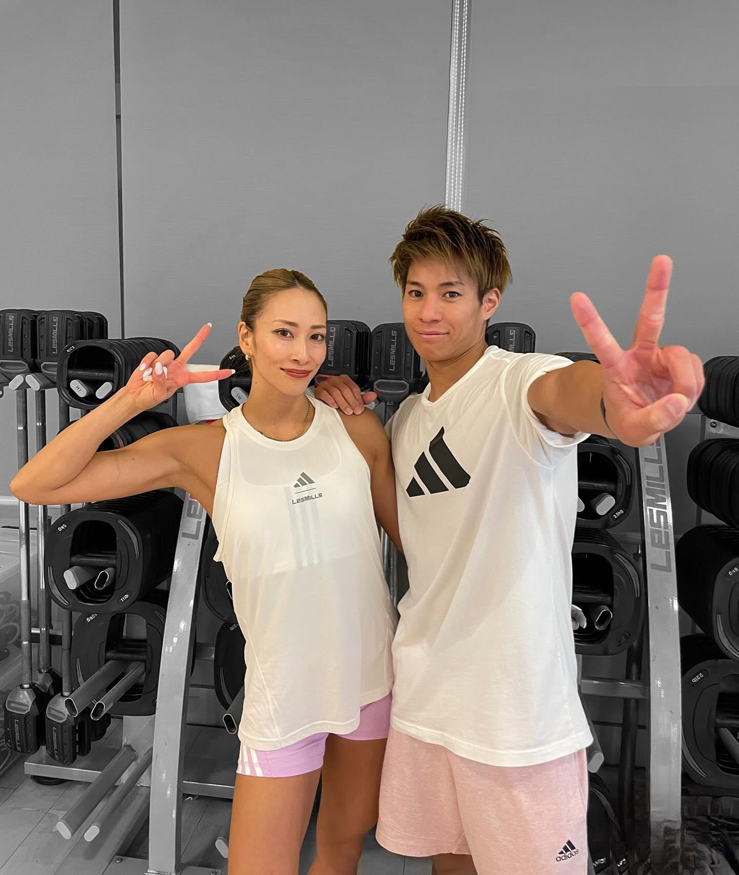 アディダス Les Mills グラフィック タンクトップ - ブラック