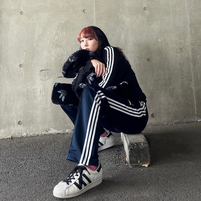 adidas Adicolor Baggy Fit Firebird Track Pants - Black | Free