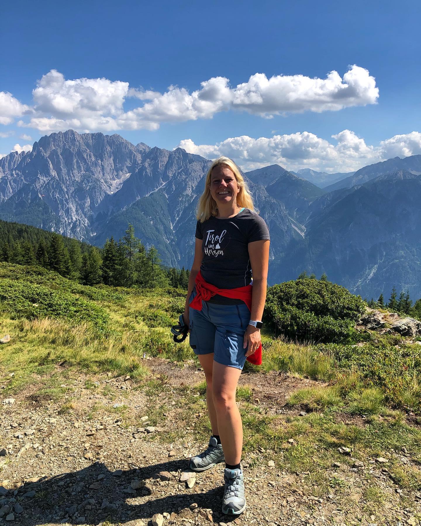 salomon xa pro 3d v8 women's