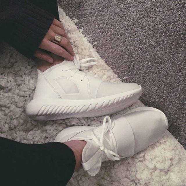 adidas tubular defiant shoes