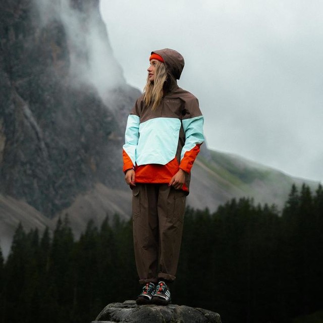 adidas Terrex Xploric 2.5L Climaproof Anorak - Brown | Free