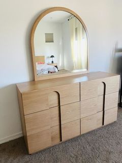 Catania Dresser 6-Drawer Arched Mirror | Living Spaces